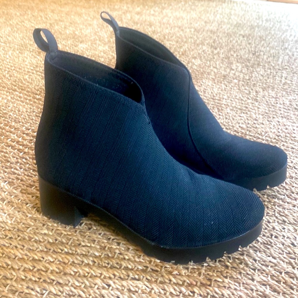 Charleston Shoe Company Size 7